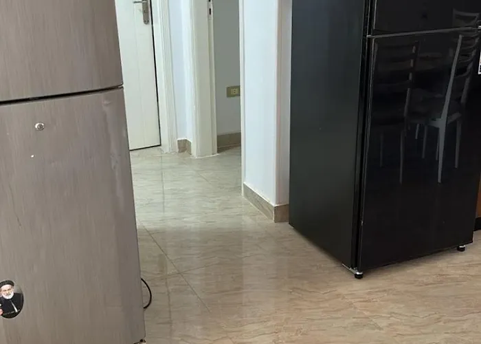 Sea View Near &pcozy 2br Steps Apartment